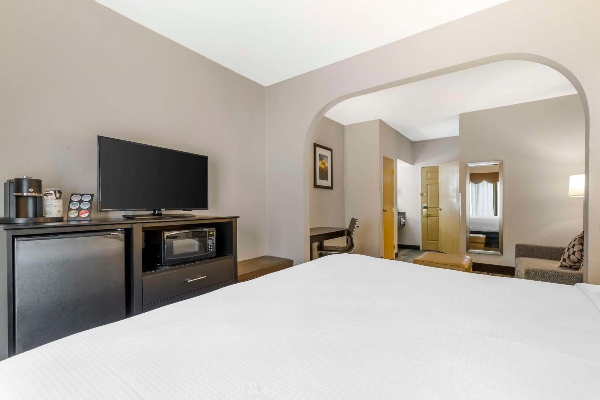 Best Western Plus Des Moines West Inn&Suites Clive Exterior foto