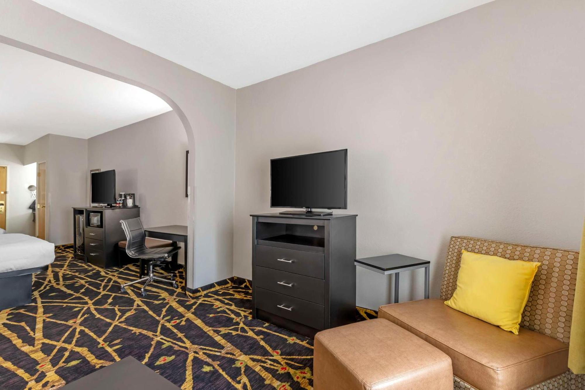 Best Western Plus Des Moines West Inn&Suites Clive Exterior foto