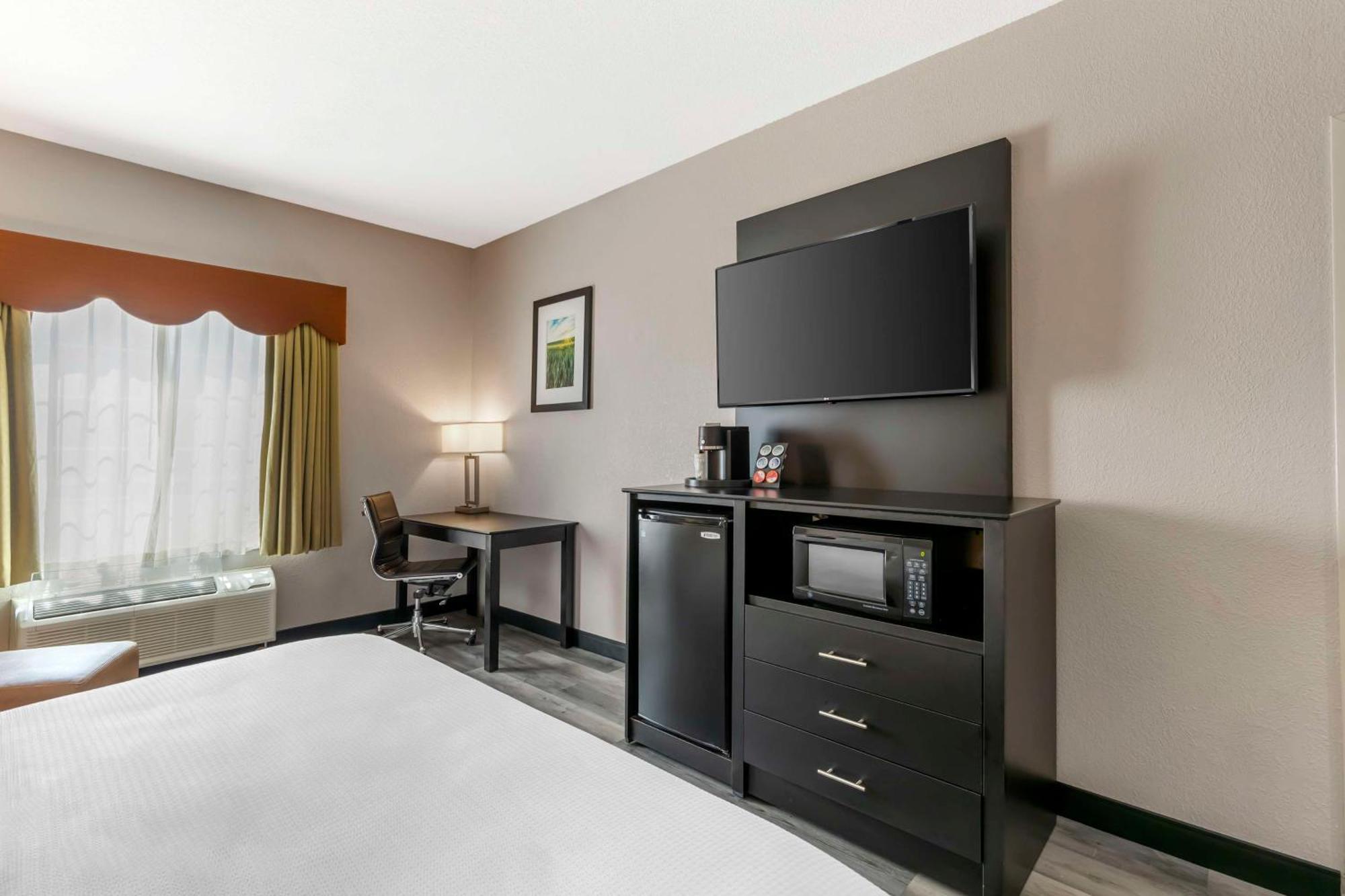Best Western Plus Des Moines West Inn&Suites Clive Exterior foto