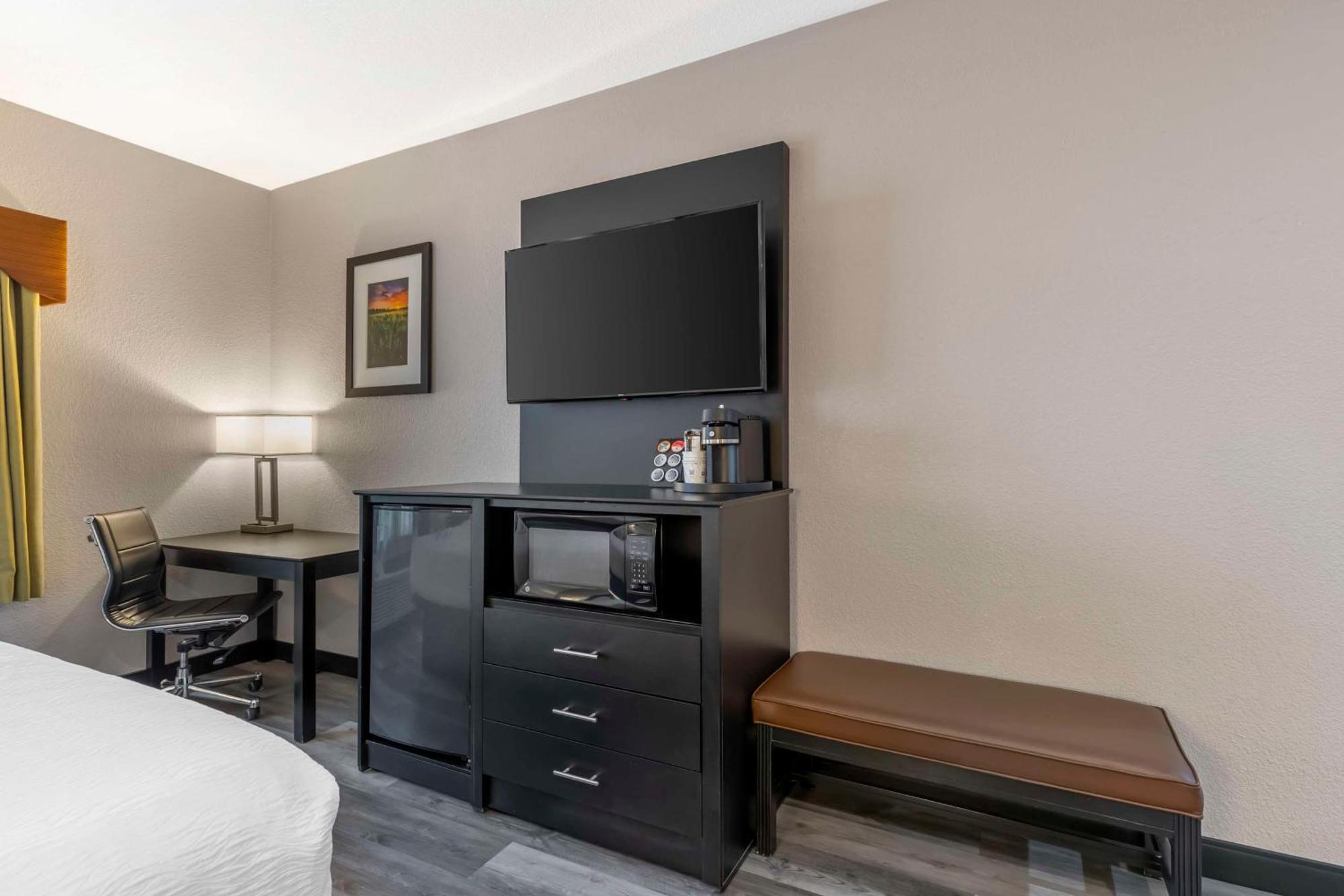 Best Western Plus Des Moines West Inn&Suites Clive Exterior foto